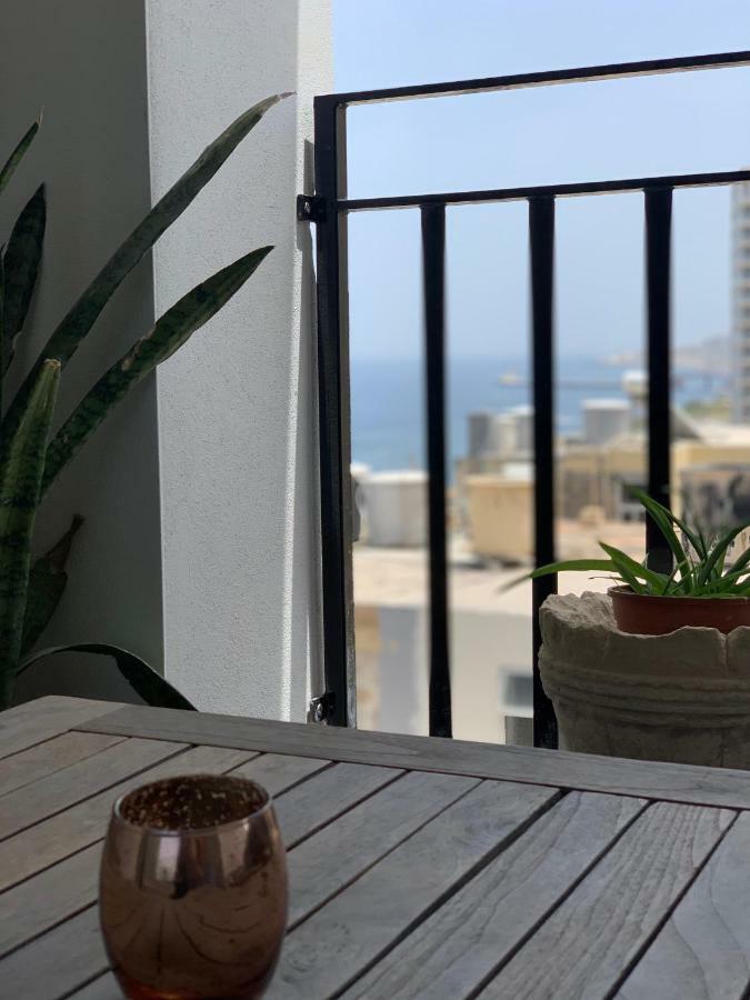 Spacious Seaview Sliema Apt, Steps From Valletta Ferry Экстерьер фото